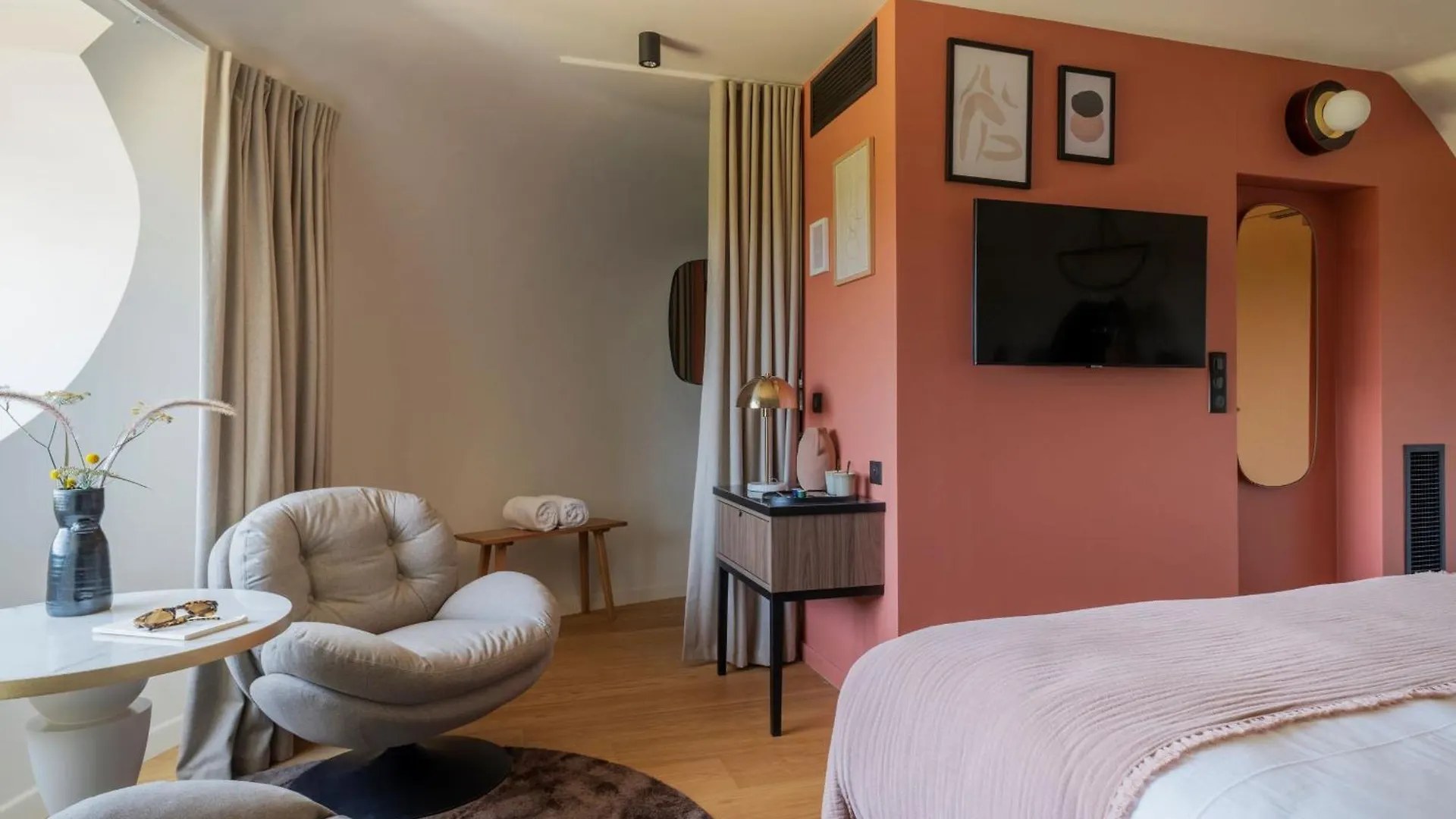 ****  L'Essenciel Hotel Pire-sur-Seiche France